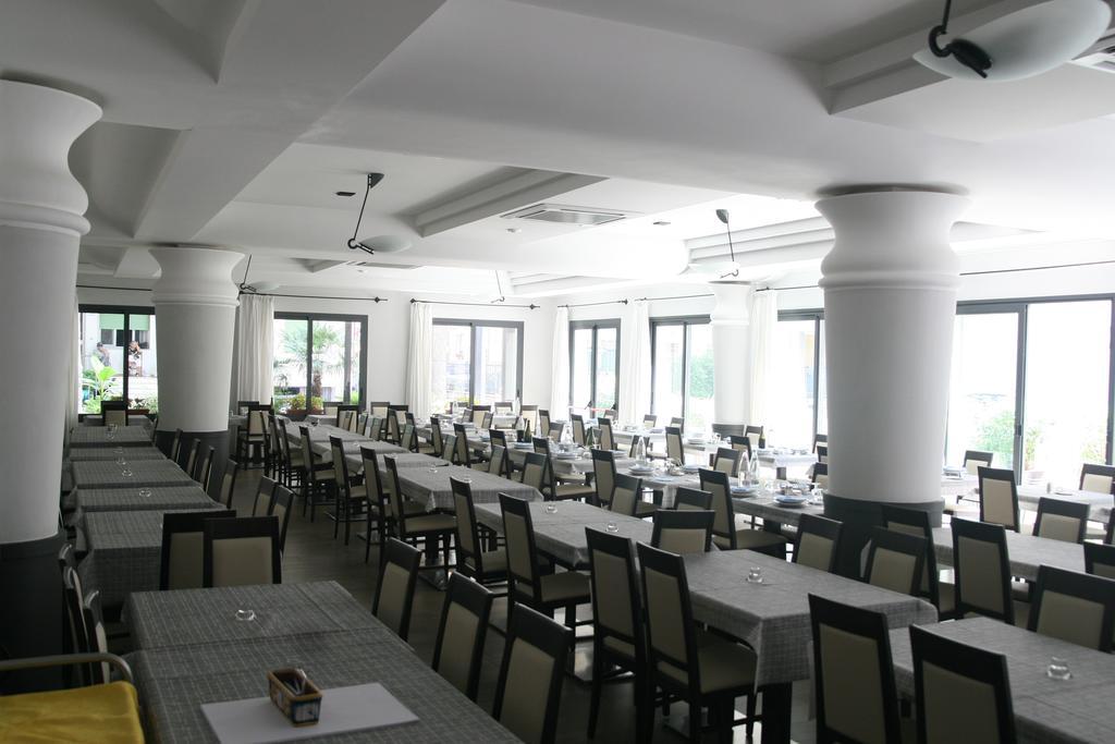 Hotel Stanchini Bellaria-Igea Marina Eksteriør billede