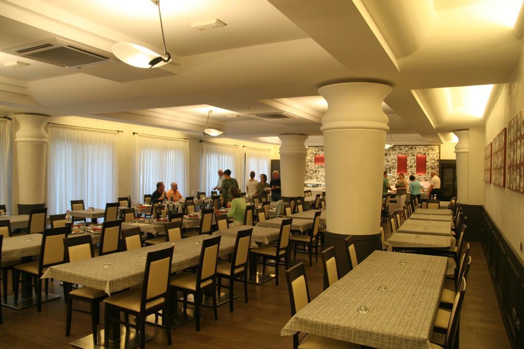 Hotel Stanchini Bellaria-Igea Marina Eksteriør billede