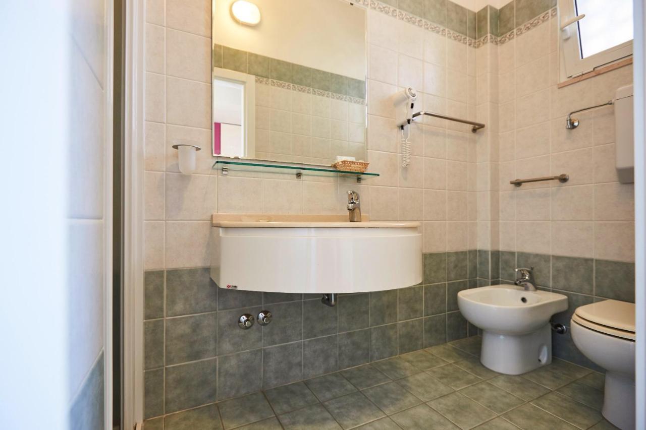 Hotel Stanchini Bellaria-Igea Marina Eksteriør billede